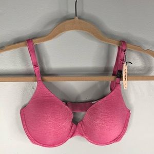NWT Victoria’s Secret Uplift Semi Demi Bra 32C